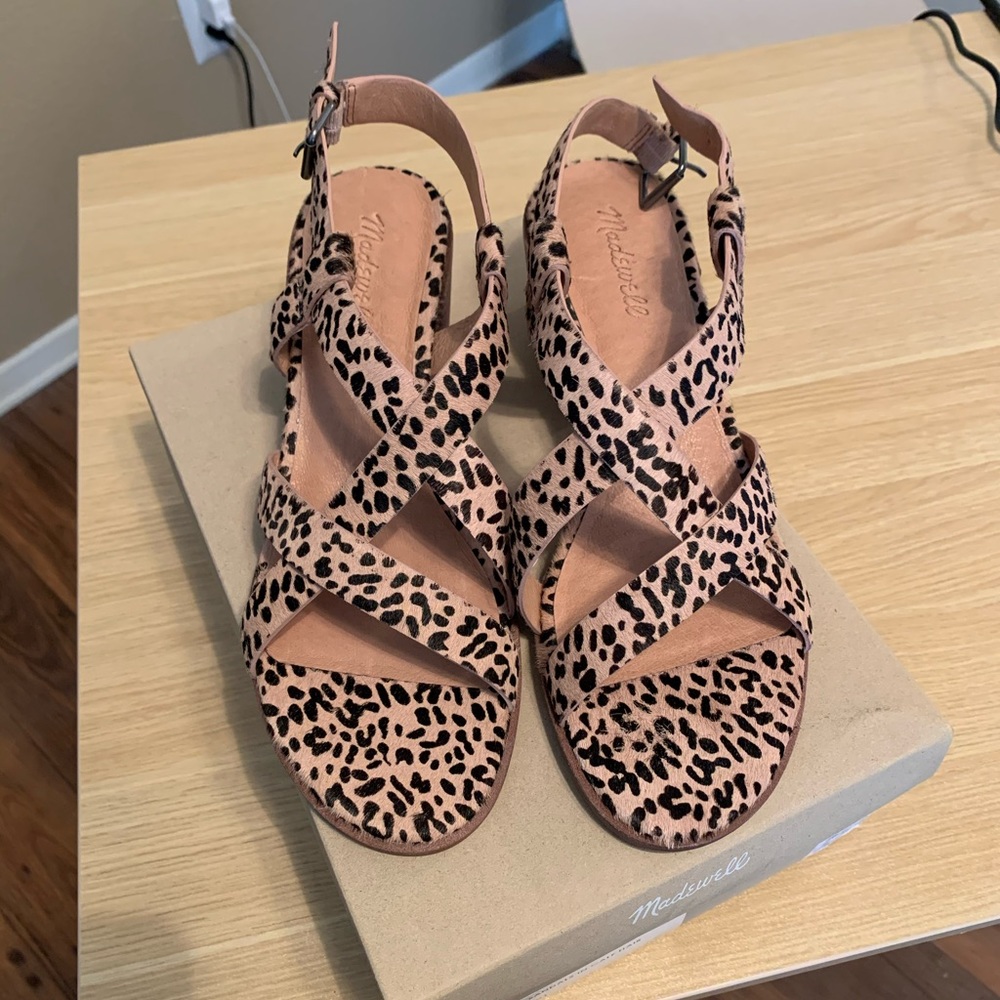 Cheetah print wedge sandals - Picture 2 of 4